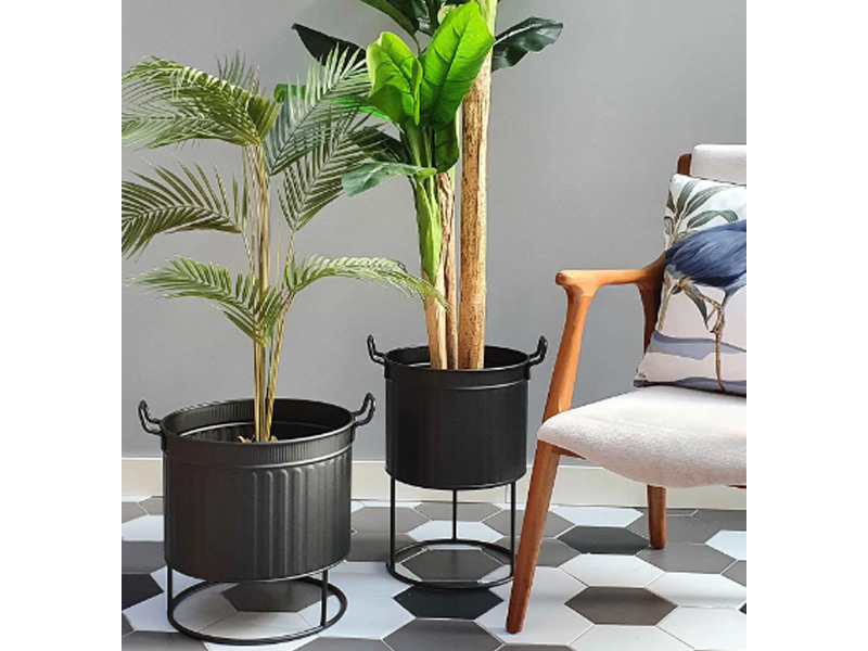 Black Plant Pot - 46 cm (H) x 32 cm (Dia)
